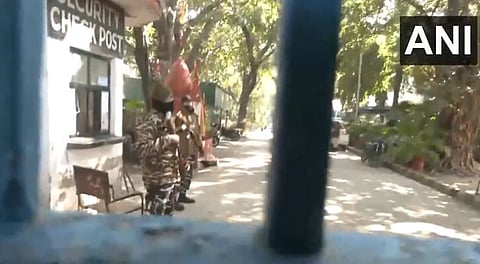 राजधानीत ‘ईडी’ची धडक कारवाई, केजरीवालांच्या सचिवांसह १० ठिकाणी छापे