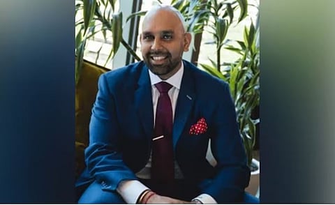 अमेरिकेतील भारतीय वंशाचे नागरिक विवेक तनेजा.