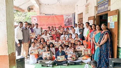 जळगाव : शिवछत्रपती अभिवाचन स्पर्धेत 350 विद्यार्थ्यांनी केले पाठ्यपुस्तकाचे अभिवाचन