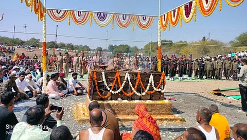 Nashik News : वीर जवान संदीप मोहिते यांना अखेरचा निरोप, मांडवड येथे शासकीय इतमात अंत्यसंस्कार