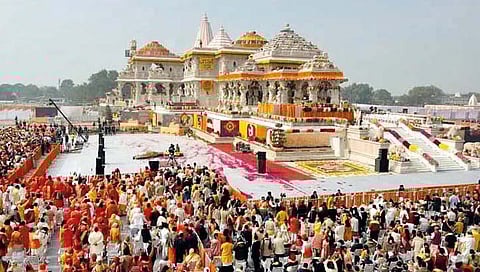 Ayodhya Ram Mandir : रामलल्लाच्या चरणी महिन्यात १० किलो सोने अर्पण