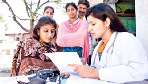 राष्ट्रीय महिला आरोग्य दिवस : प्रश्न स्त्रियांच्या आरोग्याचा…