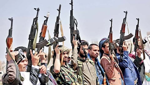 आंतरराष्ट्रीय : हुती बंडखोरांमुळे तेल व्यापार संकटात