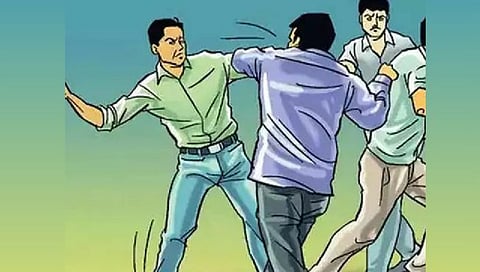 गोरेगाव : आरे रॉयल पाम परिसरात पार्टी करण्यासाठी आलेल्या विद्यार्थ्यांना स्थानिक गुंडांची मारहाण; तिघांना अटक