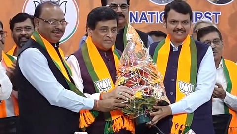 Ashok Chavan Join BJP : अखेर अशोक चव्हाण भाजपवासी! फडणवीसांच्या उपस्थितीत केला पक्ष प्रवेश