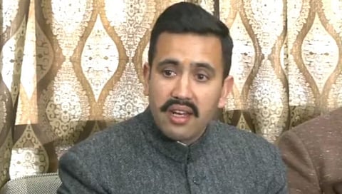 Himachal political crisis | हिमाचलमध्ये राजकीय घडामोडींना वेग, कॉंग्रेस मंत्र्याचा राजीनामा, तर भाजपचे १५ आमदार निलंबित