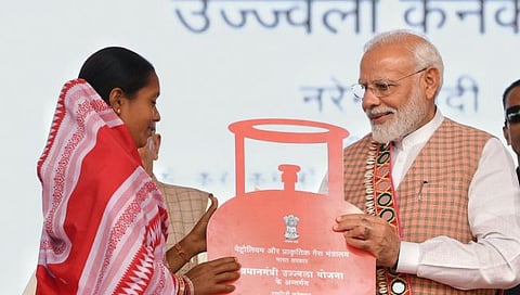 PM Ujjwala Yojana | ‘उज्ज्वला योजने’च्या लाभार्थ्यांसाठी महत्त्वाची बातमी; LPG सबसिडीला मुदतवाढ