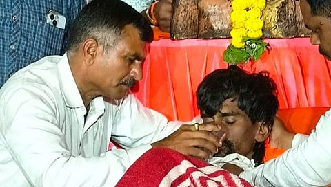 अखेर जरांगेंनी पाणी पिण्याचा निर्णय घेतला, या निर्णयानंतर उपोषण…