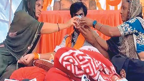 जरांगे रूग्णालयात दाखल; आज भूमिका जाहिर करणार