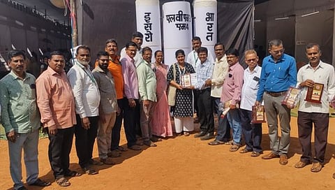 सिंधुदुर्ग : राज्यस्तरीय विज्ञान प्रदर्शनात सहभागी प्रयोगशाळा कर्मचाऱ्यांचा सन्मान