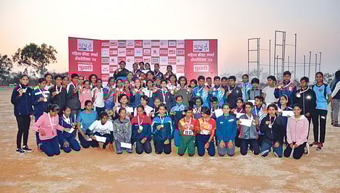 ‘पुढारी राईज अप’ महिला अॅथलेटिक्स स्पर्धा : पहिल्या दिवशी कोल्हापूर जिल्ह्याचे वर्चस्व