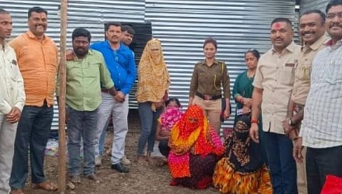 बीड : कुंटणखान्यावर छापा; पाच महिलांची सुटका