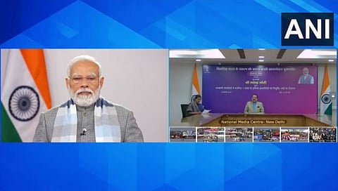 Rozgar Mela : रोजगार मेळाव्यात १ लाखांहून अधिक तरूणांना नोकरी, PM मोदींच्या हस्ते नियुक्तीपत्रांचे वाटप