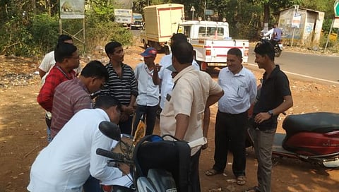 सिंधुदुर्ग : नांदगाव येथे महामार्गाच्या भूसंपादन मोजणीला नागरिकांचा विरोध