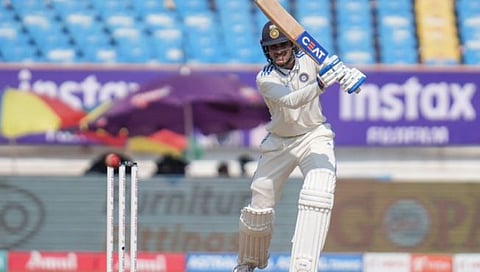 IND vs ENG 3rd Test : इंग्लंडला सलग तीन धक्के, अवघ्या ५० धावांवर ७ गडी गमावले