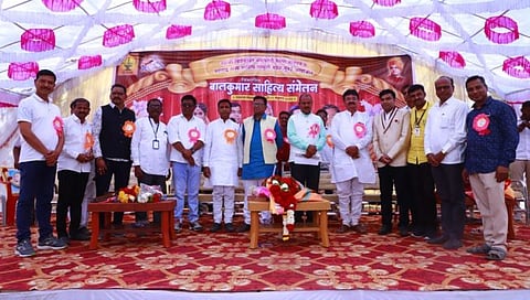 Balkumar Sahitya Sammelan: मानवत येथे विभागीय बालकुमार साहित्य संमेलनाचे थाटात उद्घाटन