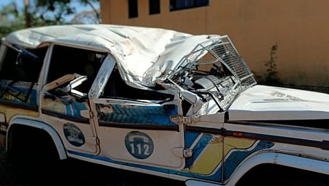 हिंगोली: कळमनुरी येथे रात्री गस्त घालताना वाहन उलटून तीन पोलीस जखमी