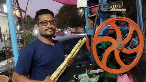 Sugarcane Juice : रसवंती गृहात घुंगरांचा छनछनाट पुन्हा सुरू; अवकाळीमुळे रूतले होते यंत्राचे चाक