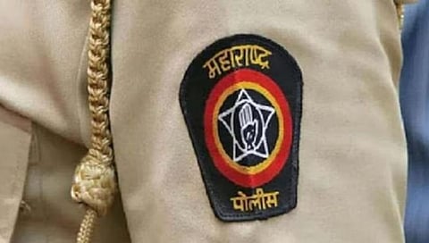 HSC Board Exam 2024 : बारावी परीक्षा केंद्रावर तोतया पोलीस बनून बहिणीला कॉपी द्यायला गेला; सॅल्यूट ठोकताच बिंग फुटलं