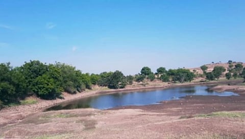 परभणी : जिंतूर तालुक्यातील भूसंपादन प्रकरणी जिल्हाधिकाऱ्यांना उच्च न्यायालयाची नोटीस