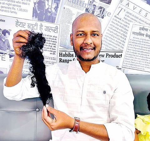 प्रेरणादायी ! कर्करोगग्रस्तांसाठी तिसर्यांदा केशदान