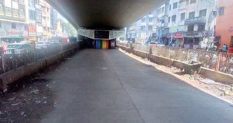 अखेर उड्डाणपुलाखालील जागेने घेतला मोकळा श्वास : नागरिकांमध्ये समाधान