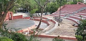 ललित कला केंद्र प्रकरण : प्रायोगिक नाटकाप्रकरणी सत्यशोधन समिती स्थापन..