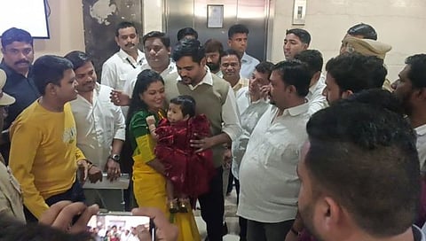 Ganpat Gaikwad firing Case : २४ दिवसांच्या उपचारानंतर महेश गायकवाड यांना डिस्चार्ज