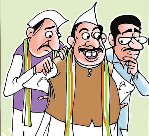 नेते मतदारांना उमेदवारापर्यंत पोहचूच देत नाहीत; सर्वसामान्यांची दौर्याकडे पाठ