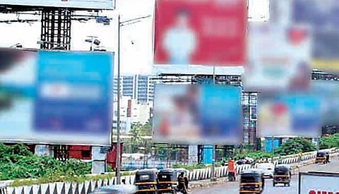 .. लाव रे ते होर्डिंग ! ‘पीएमआरडीए’च्या हद्दीत डिजिटल फलकामुळे विद्रूपीकरण
