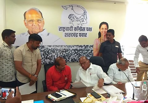 मनसेचे वसंत मोरे यांनी घेतली शरद पवारांची भेट : राजकीय चर्चेला उधाण