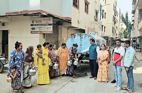 उन्हाळ्यापूर्वीच पाणीटंचाईच्या झळा; नांदेड, धायरी परिसरातील चित्र