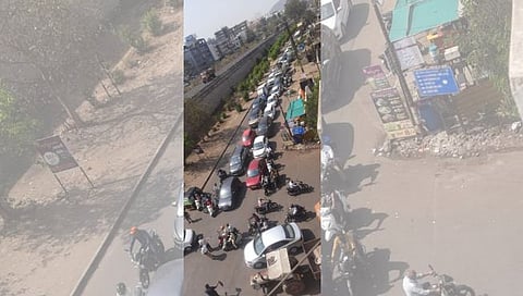 राणेनगर बोगद्याजवळ वाहतुक कोंडी मुळे वाहनांच्या लागलेल्या रांगा (छाया : राजेंद्र शेळके)