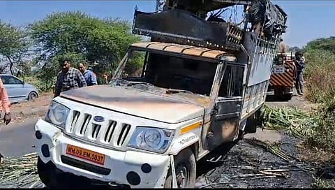 Nashik News : मध्यरात्री चाक निखळून पडलं, सकाळी जे घडलं ते धक्कादायकच