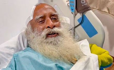 अध्यात्मिक गुरु जग्गी वासुदेव