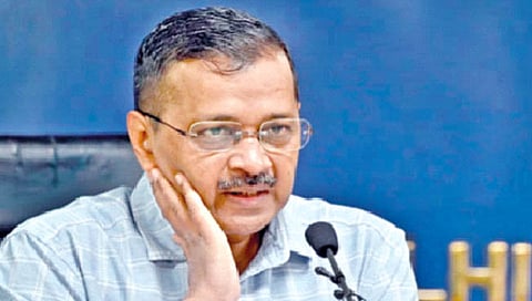 राजकारण : भ्रष्टाचाराचा आवाज केजरीवाल