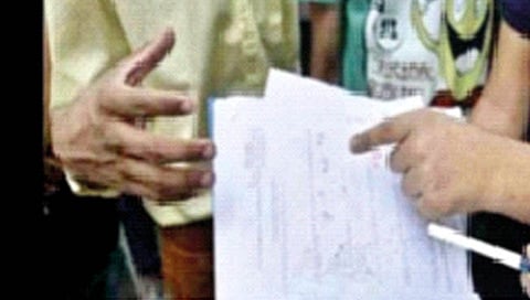 पेपर फुटीमुळे परीक्षांवर प्रश्नचिन्ह!