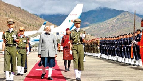 आंतरराष्ट्रीय : भूतानशी मैत्री; चीनला शह