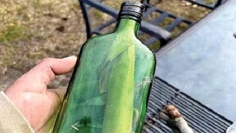 महाराणी एलिझाबेथच्या महालात लपवली होती ‘ही’ बाटली!