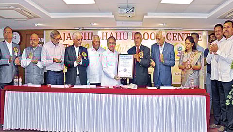 कोल्हापूर : रक्तदानाबाबत साक्षरता गरजेची : डॉ. प्रतापसिंह जाधव