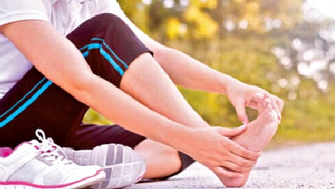 Foot Health : पादत्राणांची निवड आणि पायांचे आरोग्य