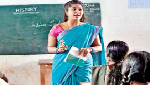 शिक्षण : पोशाखसंहितेने काय साधणार?