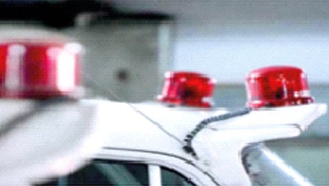 व्हीआयपी संस्कृतीवर अंकुश हवा!