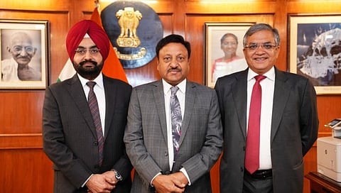 नवनियुक्त निवडणूक आयुक्त ज्ञानेश कुमार, डॉ. सुखबीर सिंग संधू ECI मध्ये रुजू