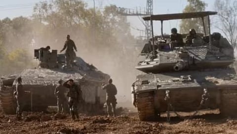 Israel | लेबनॉनच्या क्षेपणास्त्र हल्ल्यात इस्रायलमध्ये एका भारतीयाचा मृत्यू, दोघे जखमी, तिघेही केरळचे