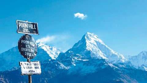 Himalaya : का आहे हिमालय ‘नो फ्लाय झोन’?