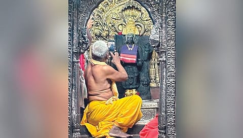 अंबाबाई मूर्तीची पाहणी पूर्ण