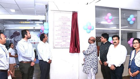 Mothers Milk Bank | नाशिक विभागातली बाळांसाठी आईच्या दुधाची पहिली बँक जळगावमध्ये