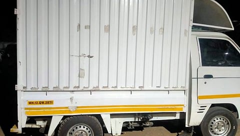 पुणे: कोळवाडी येथे गोमांस वाहतूक करणारा टेम्पो पकडला