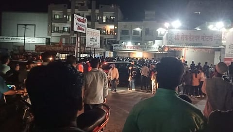 पुणे : आळेफाटा येथील इमारतीमध्ये घुसला बिबट्या; दुचाकीस्वार जखमी